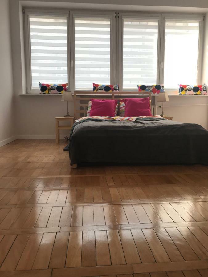 Nina Appartement Warschau Buitenkant foto